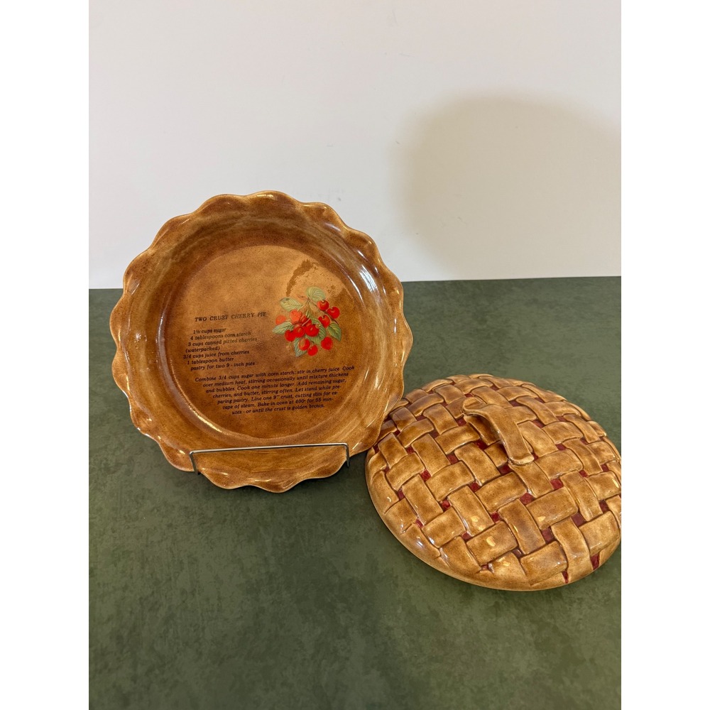Vintage 1982 Ceramic Cherry Pie Baker with Lattice Lid